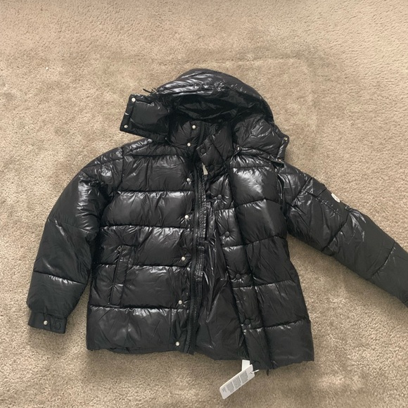 MONCLER PUFFER JACKET